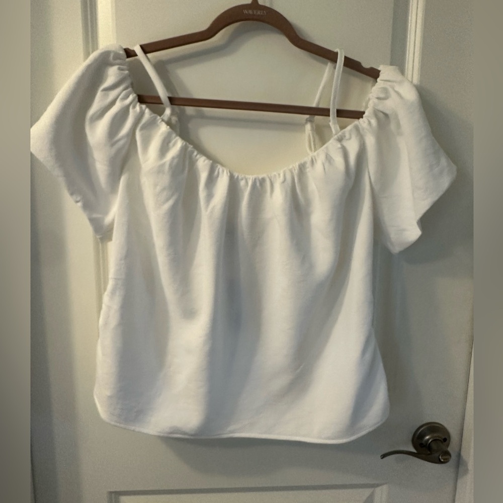 NWT Target’s A New Day White Puff Sleeve Blouse